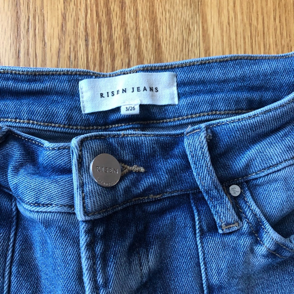 The Layla slit front midrise crop jeans by Risen - Picture 5 of 8